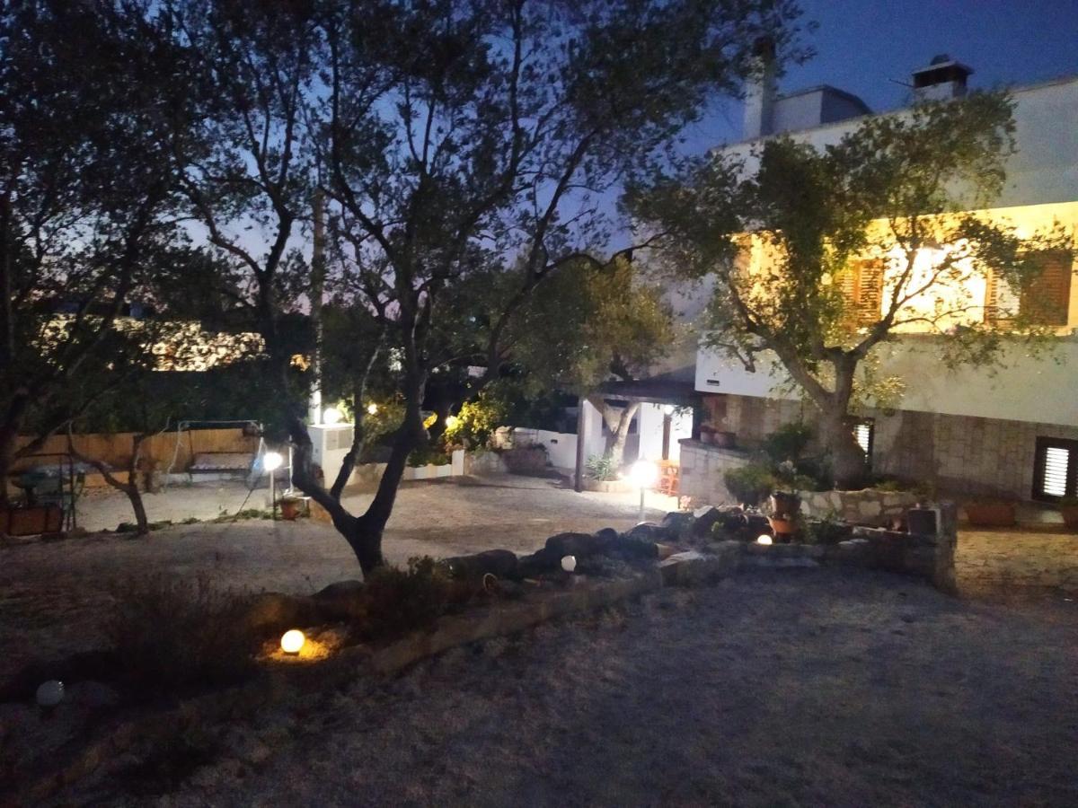 Villa Gardenia أوستوني المظهر الخارجي الصورة